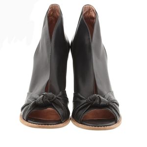 Belle by Sigerson Morrison Black Leather Wedge 8.5